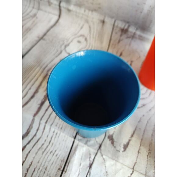 vintage Tupperware 4 Sippy Bell Tumbler 7oz Cups Green Blue Red no covers - Picture 3 of 5